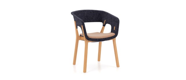 14.Njord armchair 4L LGW FL KO_SKNB Natural beech_MLF12_front-34-1
